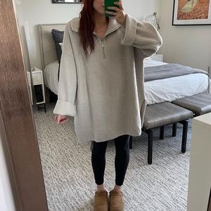 Oversized knit tunic